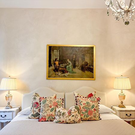 ヴェローナPalazzo Tioloアパートメント エクステリア 写真