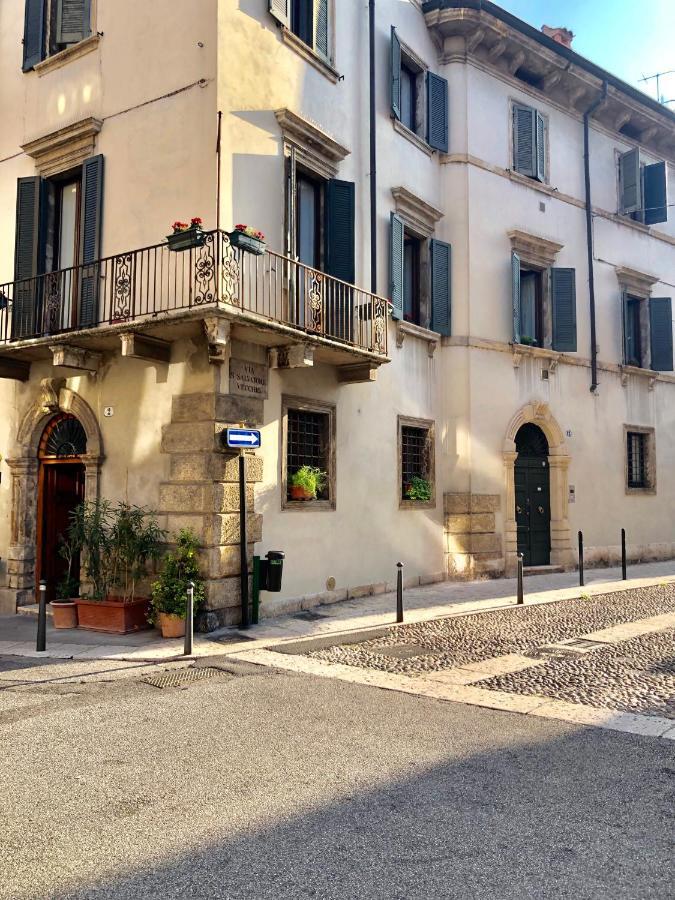 ヴェローナPalazzo Tioloアパートメント エクステリア 写真